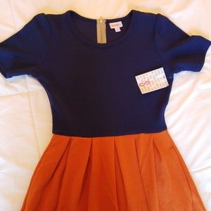 NWT LuLaRoe Amelia with Pockets